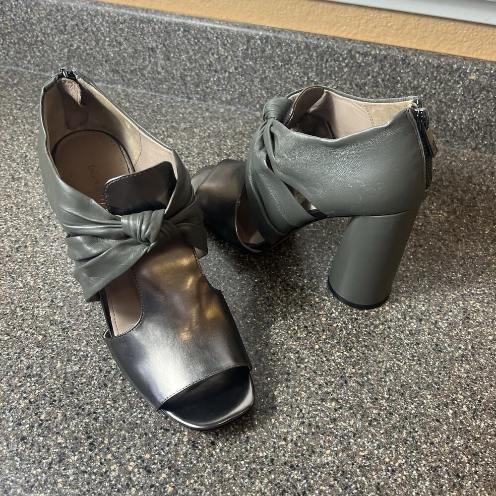 Donald Pliner Womens Size 9.5M Gray Patent Leather Ultra High Heel Peep Toe Pump